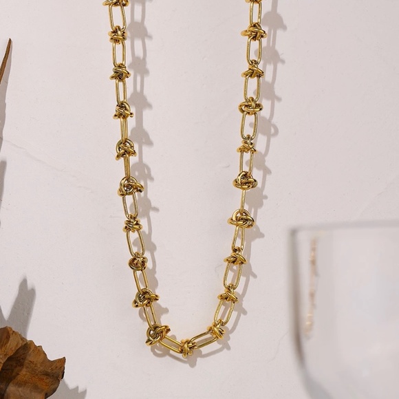 Real 18k gold link knot necklace - Picture 2 of 12
